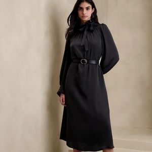 Banana Republic Dress Womens Fit and Flare Long Sleeve Midi Dress Black Ocra